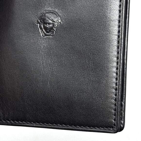 Versace Medusa Bifold Wallet - Picture 10 of 11